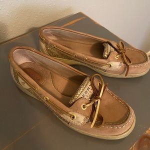 Cute and comfy sperrys